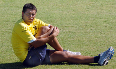 Riquelme jugar� como titular ante Racing