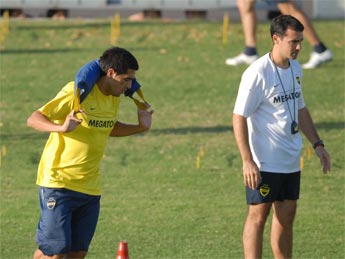 Riquelme se entren� con normalidad y est� listo para regresar