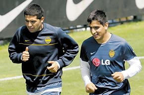 Riquelme- Viatri: dos que se ven a escondidas